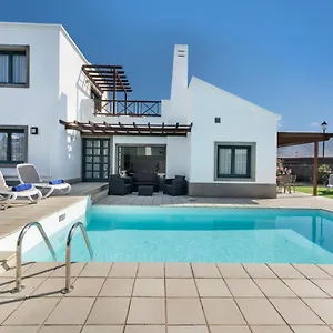 villas-camelot-by-escape-home.in-canary-islands.com/